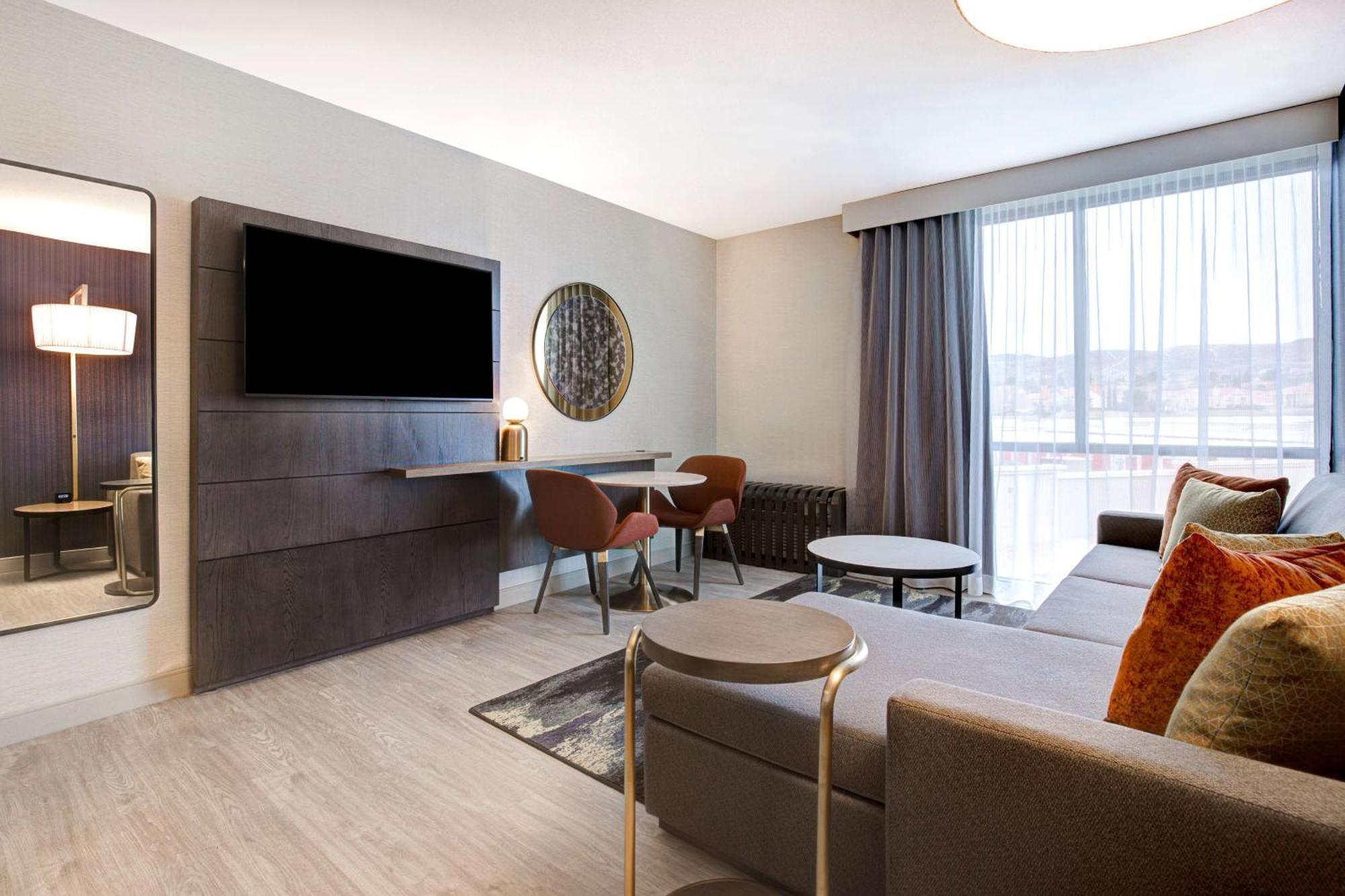 ดับเบิลทรี บาย ฮิลตัน ปาล์มเดล แคลิฟอร์เนีย Hotel พาล์มเดล ภายนอก รูปภาพ